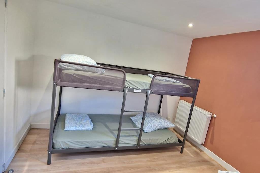 Maison A Aurillac - 3 Chambres - Arrivee Autonome Exterior photo